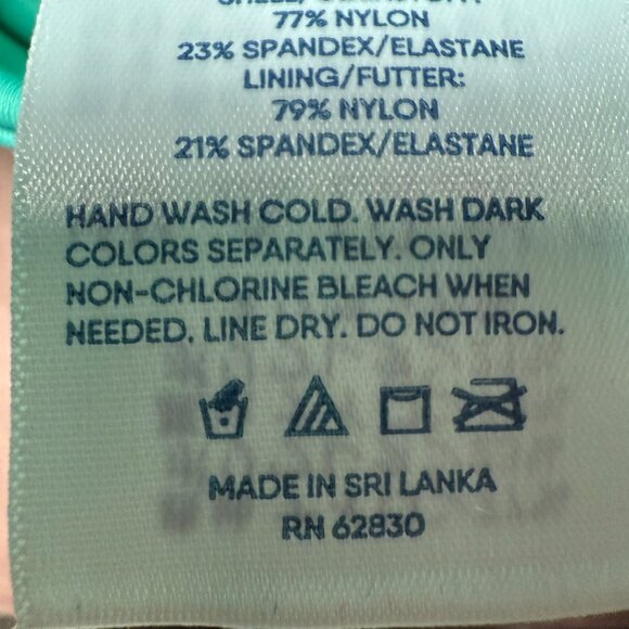 Lands' End Women's 2-14, 4 LONG Tummy Control Swim Skirt Island Aqua‎ - Picture 5 of 7